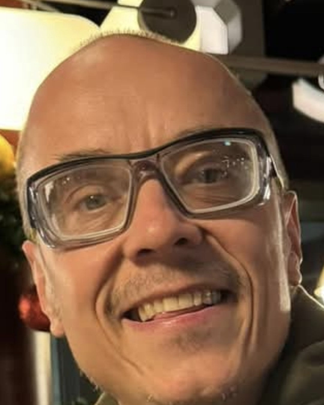 Head shot of Steve Yeoman owner of SY Locksmiths 