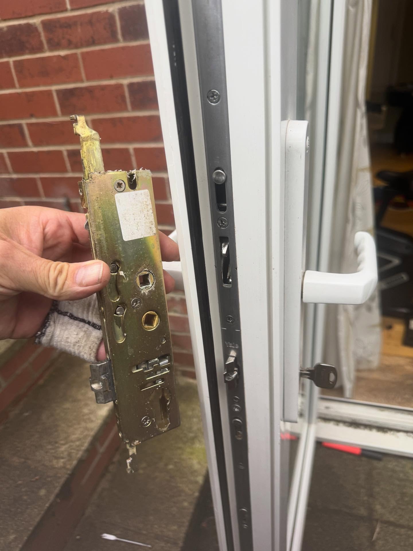 Upvc door lock repaired with new Yale centre case gearbox